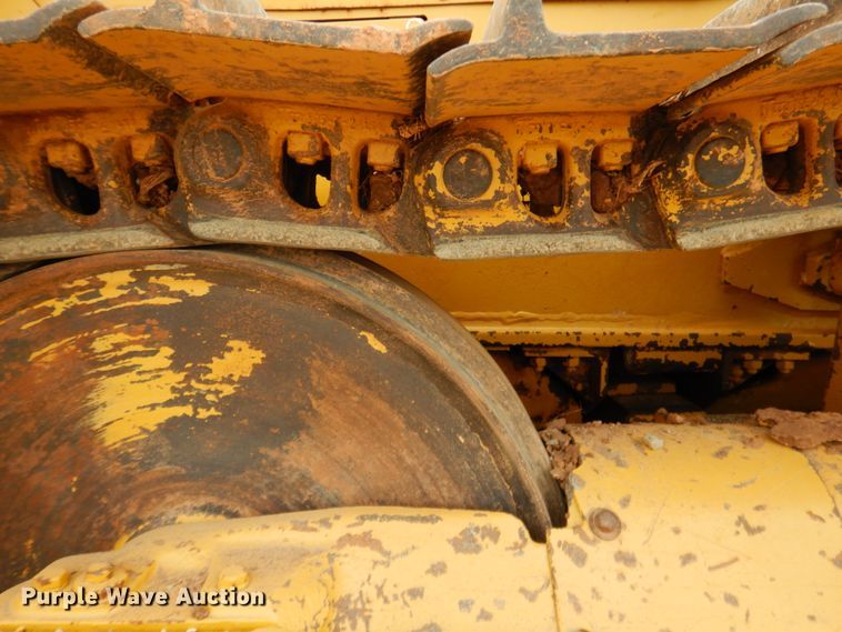 image for item DM3758 1981 Caterpillar D5B  dozer