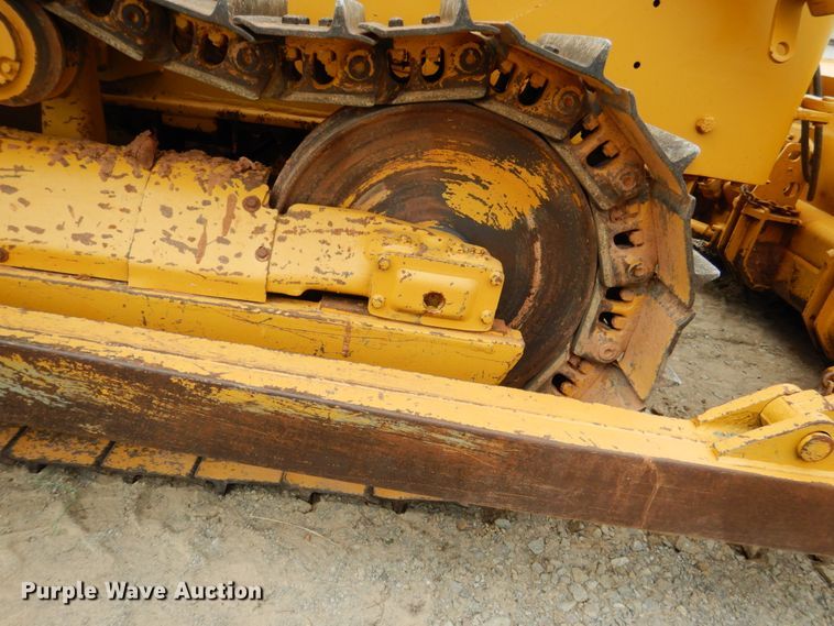image for item DM3758 1981 Caterpillar D5B  dozer