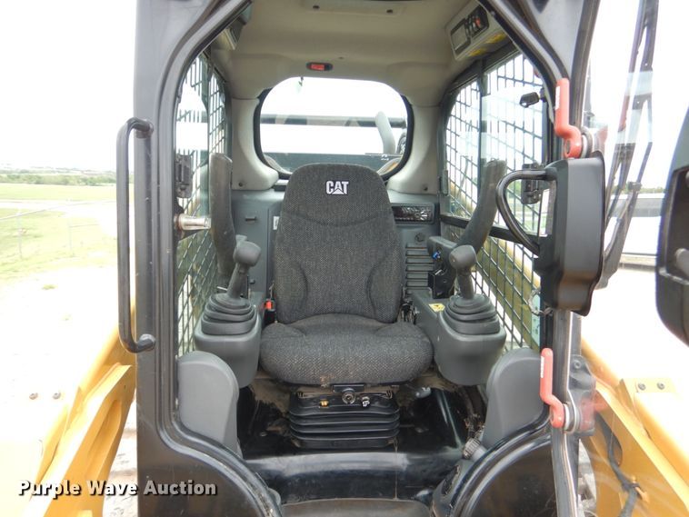 image for item DM3759 2018 Caterpillar 299D2  tracked skid steer loader