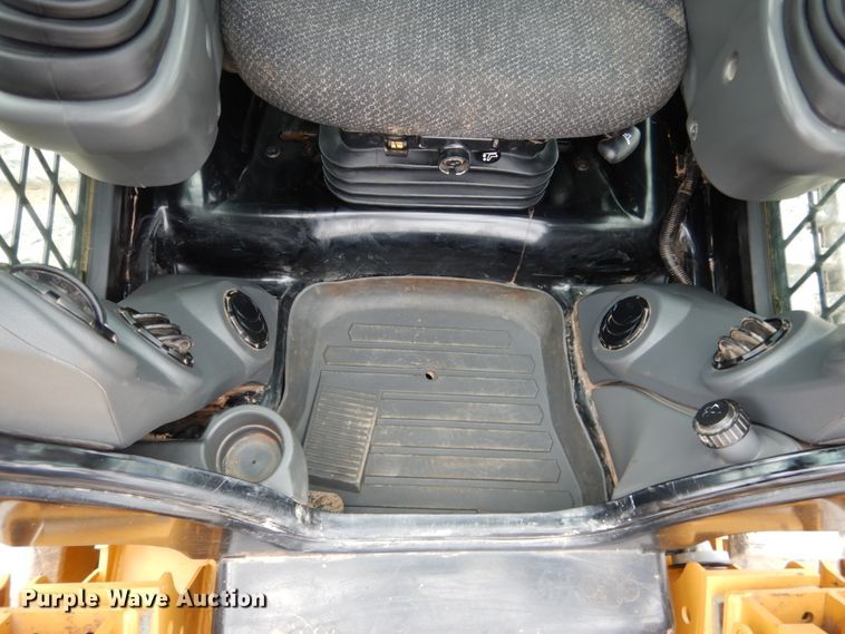 image for item DM3759 2018 Caterpillar 299D2  tracked skid steer loader