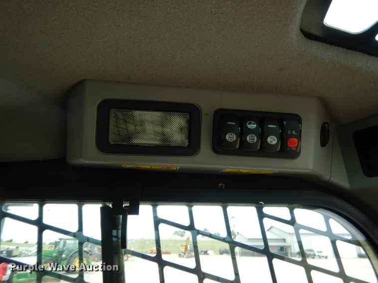 image for item DM3759 2018 Caterpillar 299D2  tracked skid steer loader