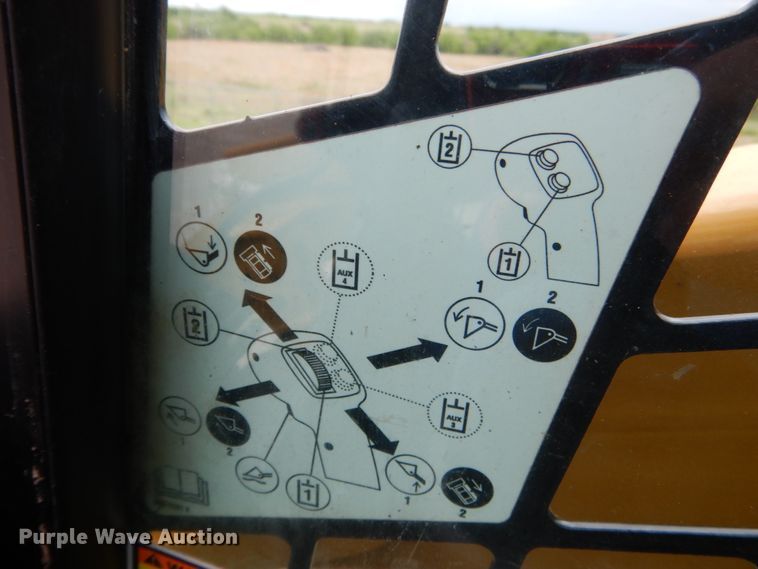 image for item DM3759 2018 Caterpillar 299D2  tracked skid steer loader