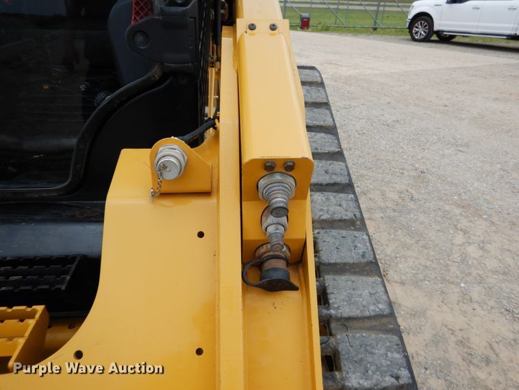 image for item DM3759 2018 Caterpillar 299D2  tracked skid steer loader