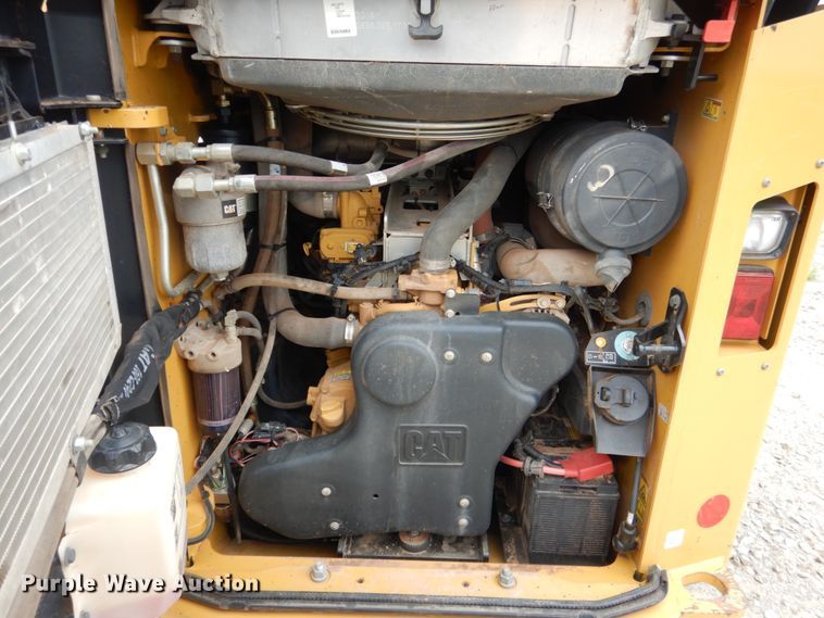 image for item DM3759 2018 Caterpillar 299D2  tracked skid steer loader