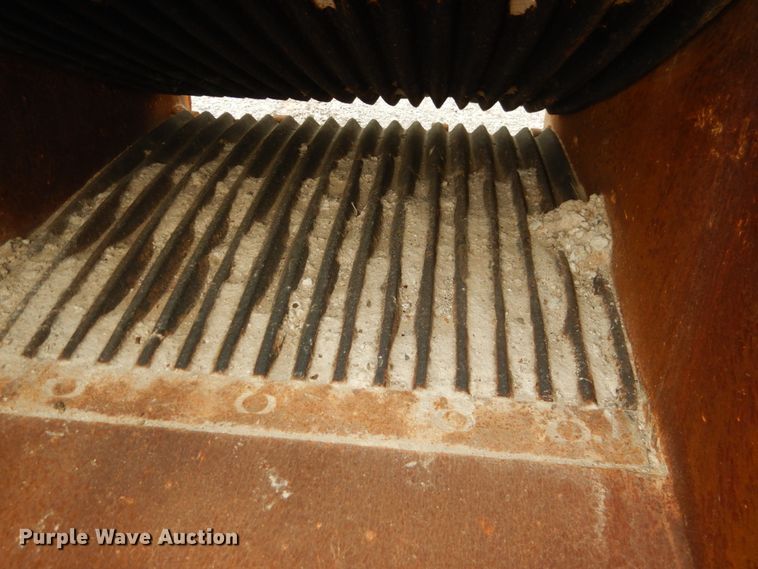 image for item DM3760 2013 MB America BF 90.3 excavator crusher bucket