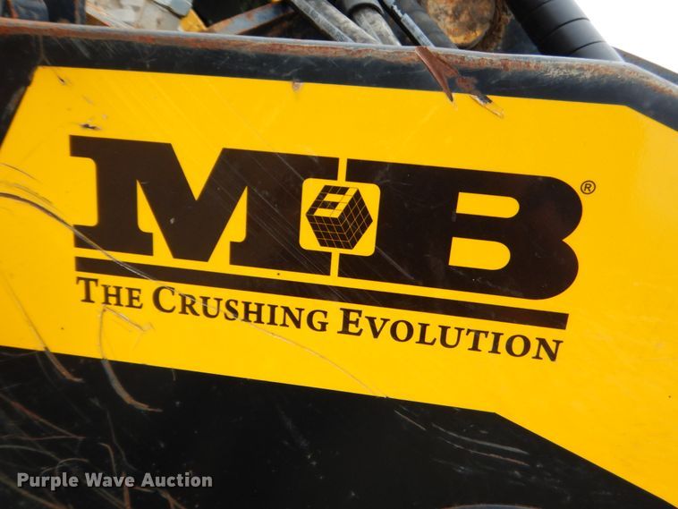 image for item DM3760 2013 MB America BF 90.3 excavator crusher bucket