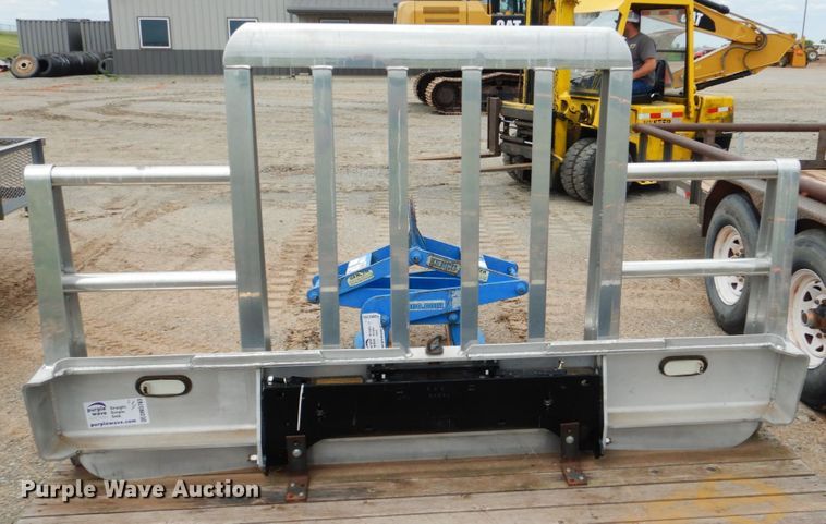 image for item DM3763 Magnum grill guard