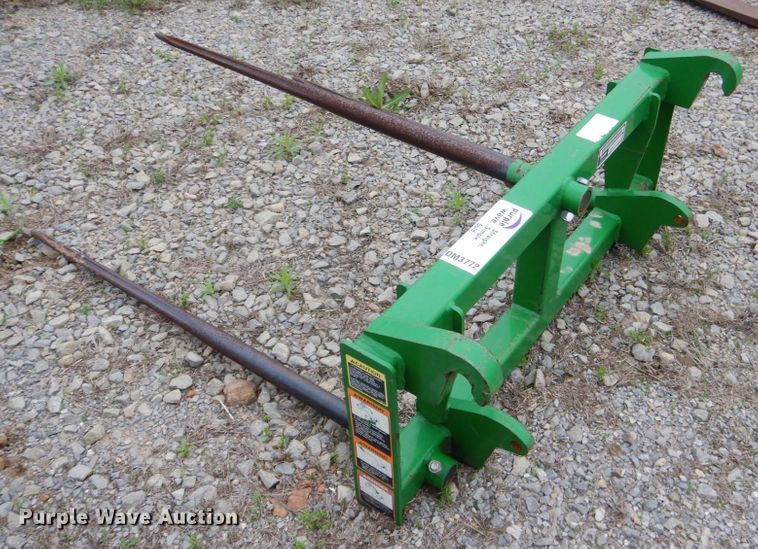 image for item DM3772 Frontier 48"L bale spear