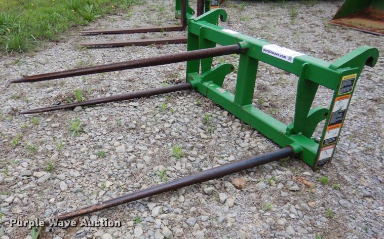 image for item DM3772 Frontier 48"L bale spear