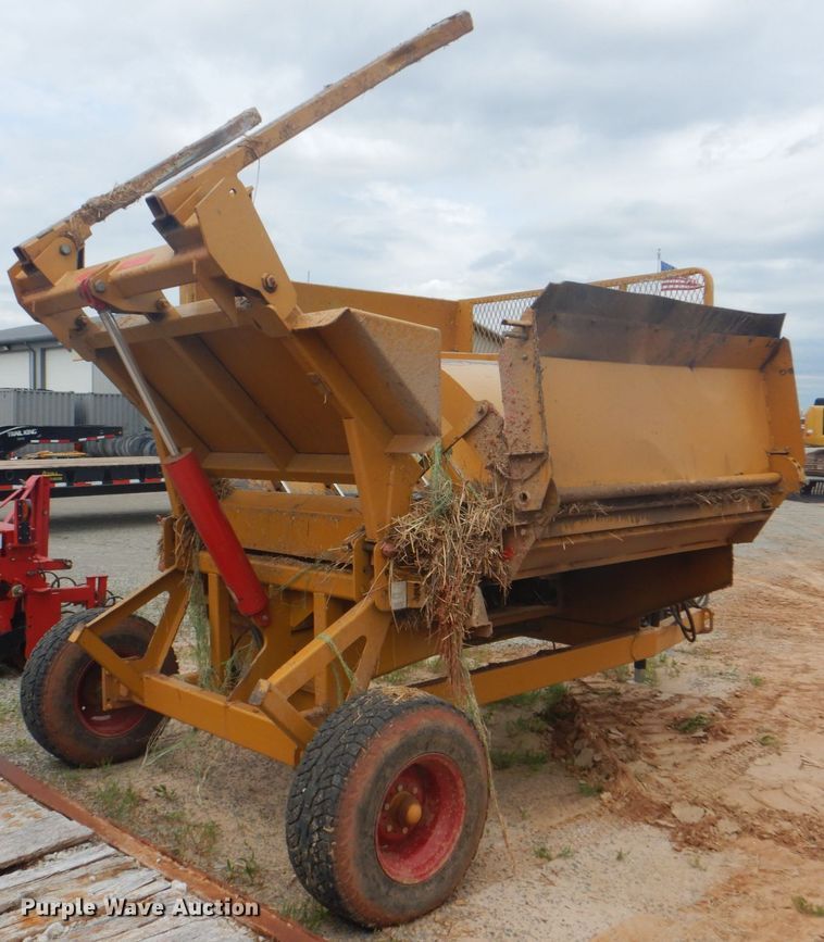 image for item DM3778 Duratech HayBuster 2650  bale processor