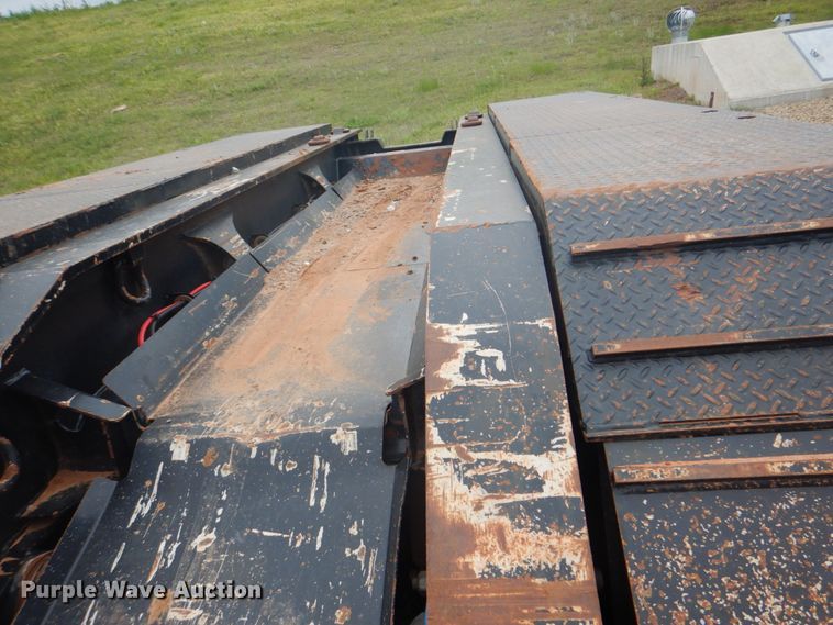 image for item DM3782 2016 Trail King TK110HDG+533  lowboy trailer