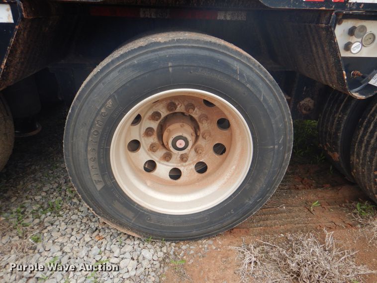 image for item DM3782 2016 Trail King TK110HDG+533  lowboy trailer