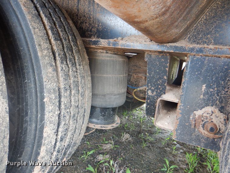 image for item DM3782 2016 Trail King TK110HDG+533  lowboy trailer