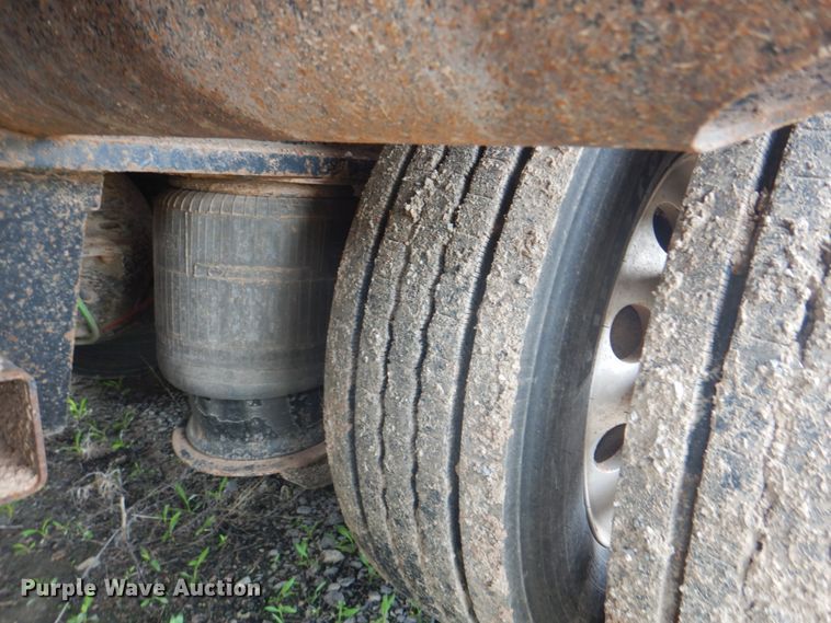 image for item DM3782 2016 Trail King TK110HDG+533  lowboy trailer