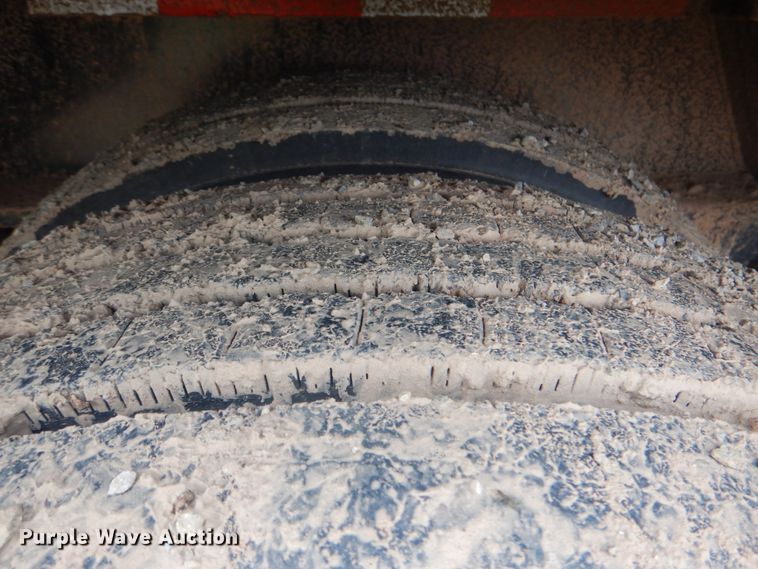 image for item DM3782 2016 Trail King TK110HDG+533  lowboy trailer