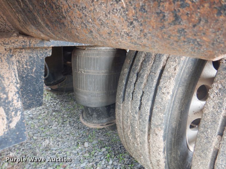 image for item DM3782 2016 Trail King TK110HDG+533  lowboy trailer