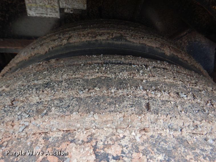 image for item DM3782 2016 Trail King TK110HDG+533  lowboy trailer