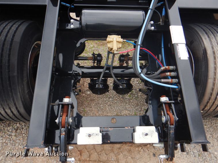 image for item DM3783 2016 Trail King TKFA1 stinger axle