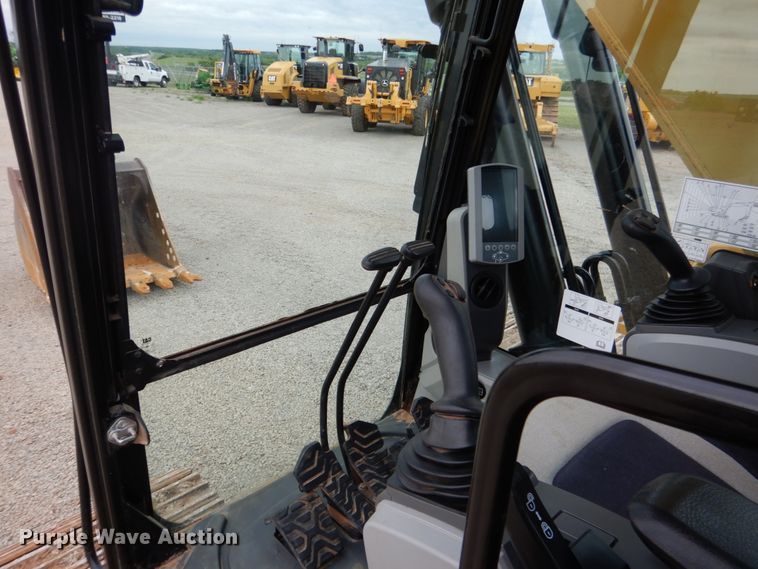 image for item DM3785 2016 Caterpillar 326FL  excavator