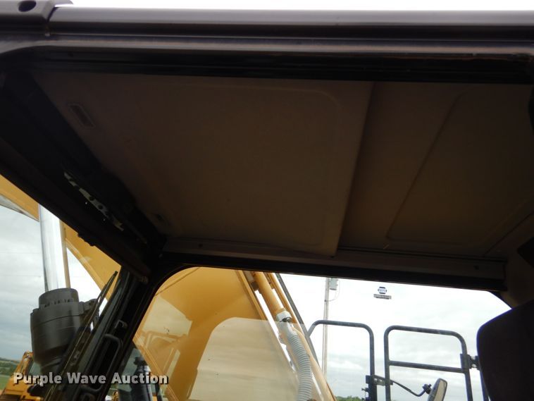 image for item DM3785 2016 Caterpillar 326FL  excavator