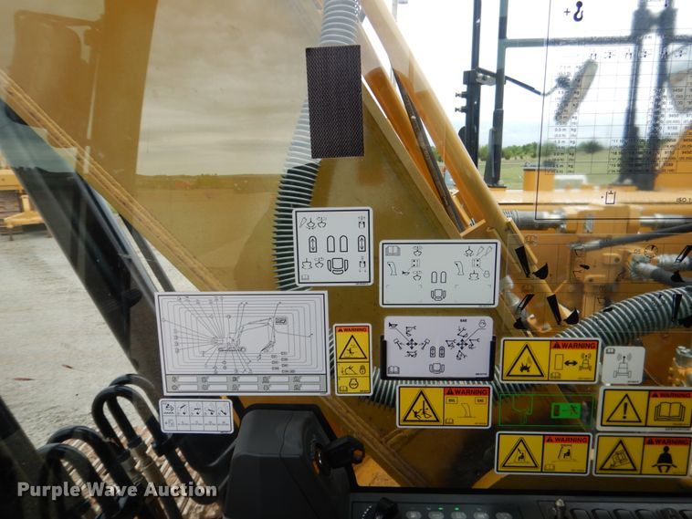 image for item DM3785 2016 Caterpillar 326FL  excavator