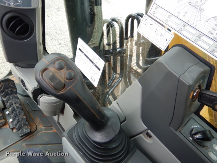 image for item DM3785 2016 Caterpillar 326FL  excavator