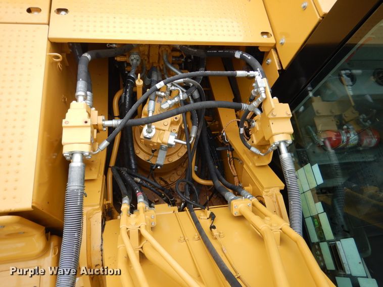 image for item DM3785 2016 Caterpillar 326FL  excavator