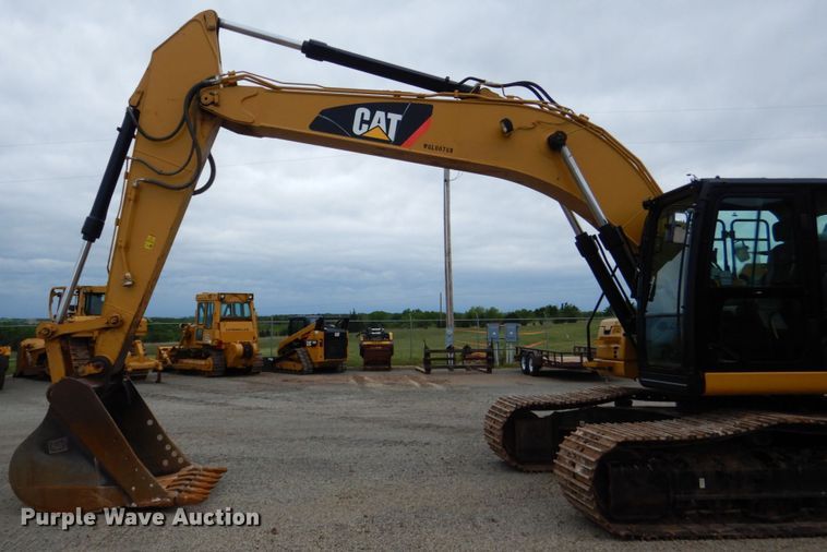 image for item DM3785 2016 Caterpillar 326FL  excavator