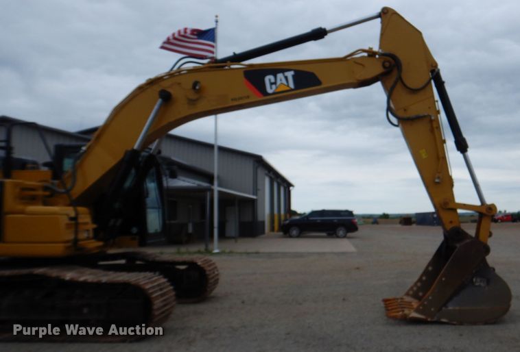 image for item DM3785 2016 Caterpillar 326FL  excavator