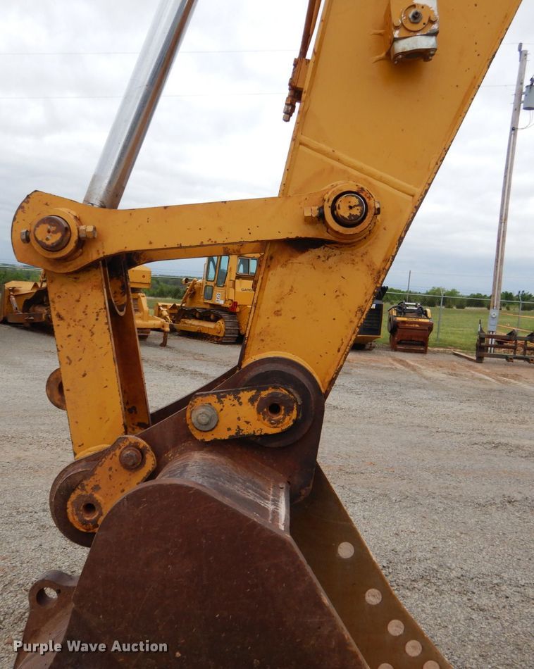 image for item DM3785 2016 Caterpillar 326FL  excavator