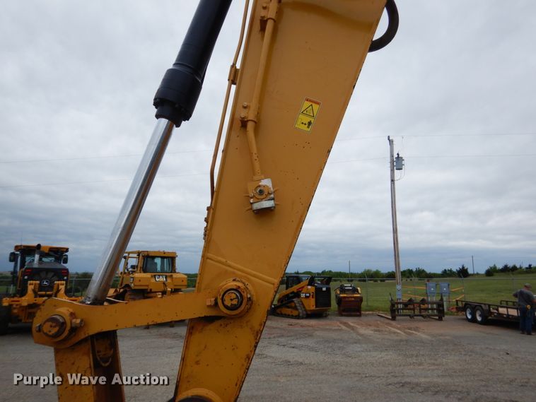 image for item DM3785 2016 Caterpillar 326FL  excavator