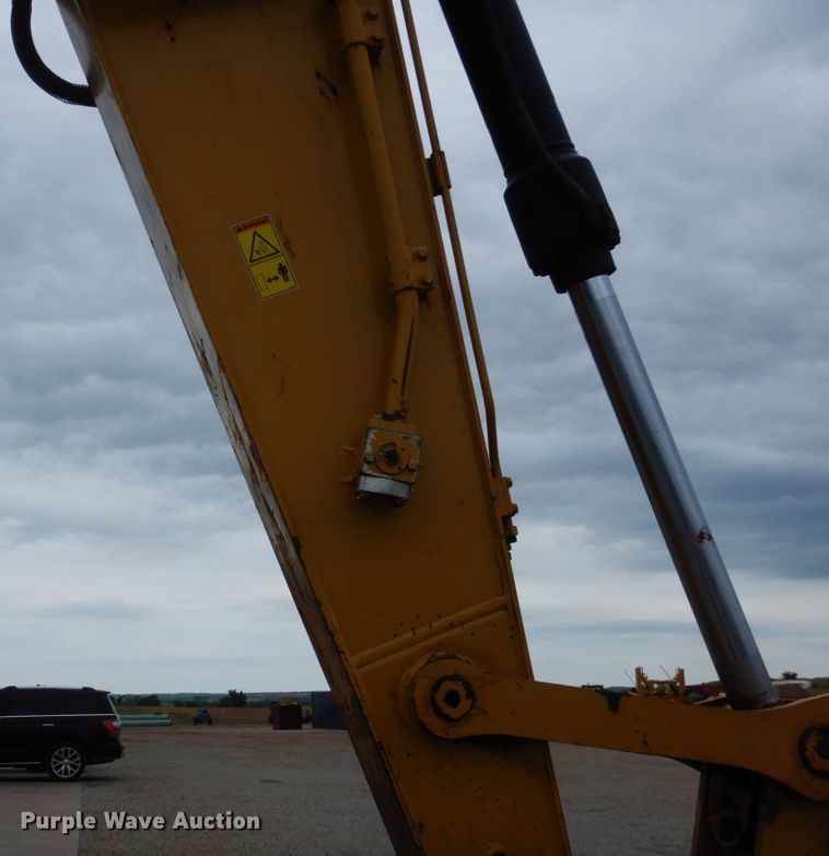 image for item DM3785 2016 Caterpillar 326FL  excavator