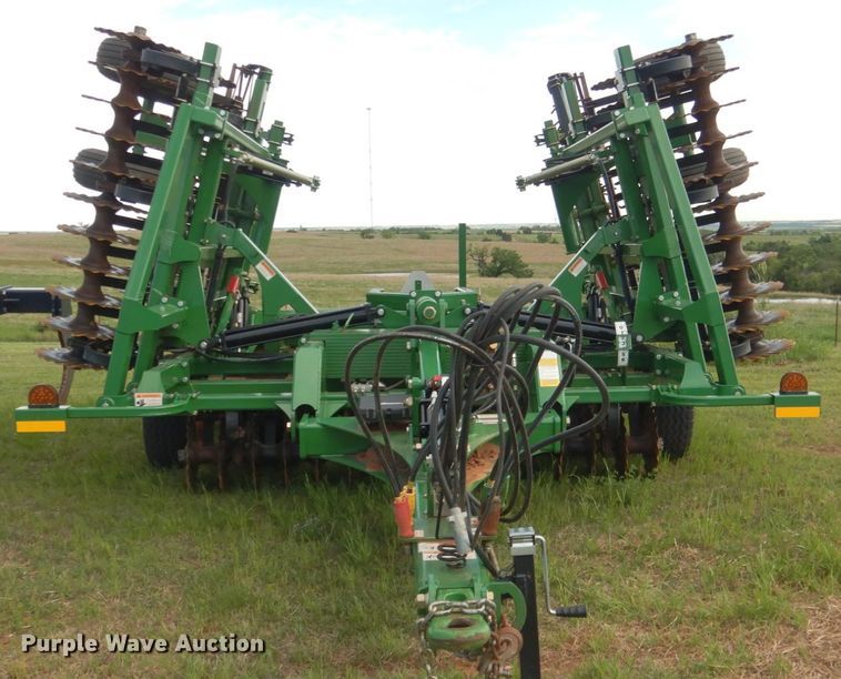 image for item ES9661 Great Plains Mfg 2400TM  vertical tillage