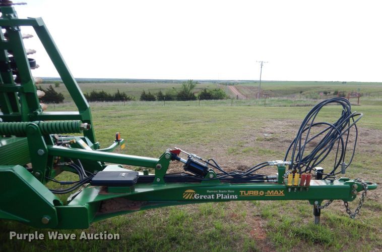 image for item ES9661 Great Plains Mfg 2400TM  vertical tillage