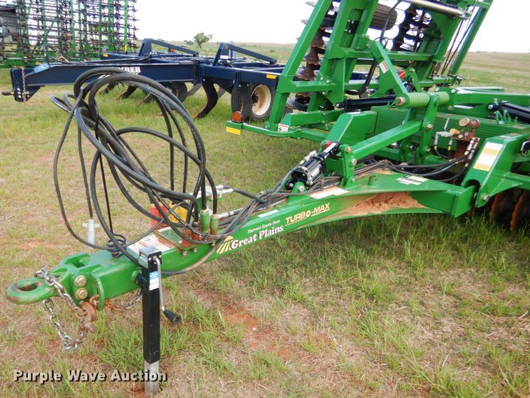 image for item ES9661 Great Plains Mfg 2400TM  vertical tillage