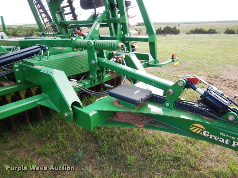 image for item ES9661 Great Plains Mfg 2400TM  vertical tillage