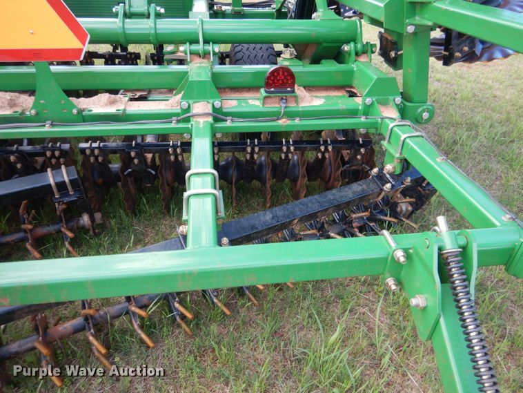 image for item ES9661 Great Plains Mfg 2400TM  vertical tillage