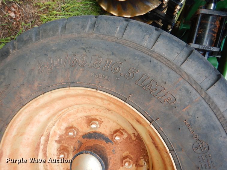 image for item ES9661 Great Plains Mfg 2400TM  vertical tillage