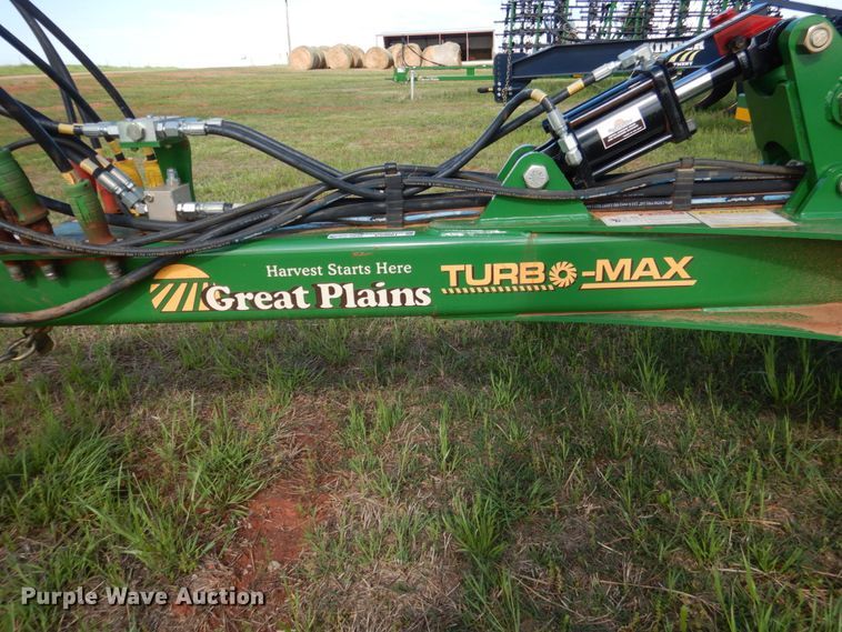 image for item ES9661 Great Plains Mfg 2400TM  vertical tillage