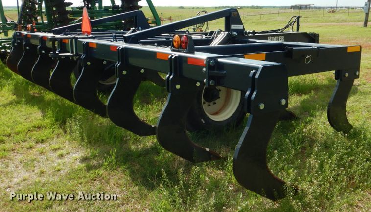 image for item ES9662 2019 Kinder DF1320  ripper