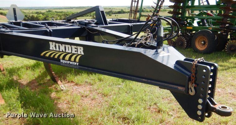 image for item ES9662 2019 Kinder DF1320  ripper