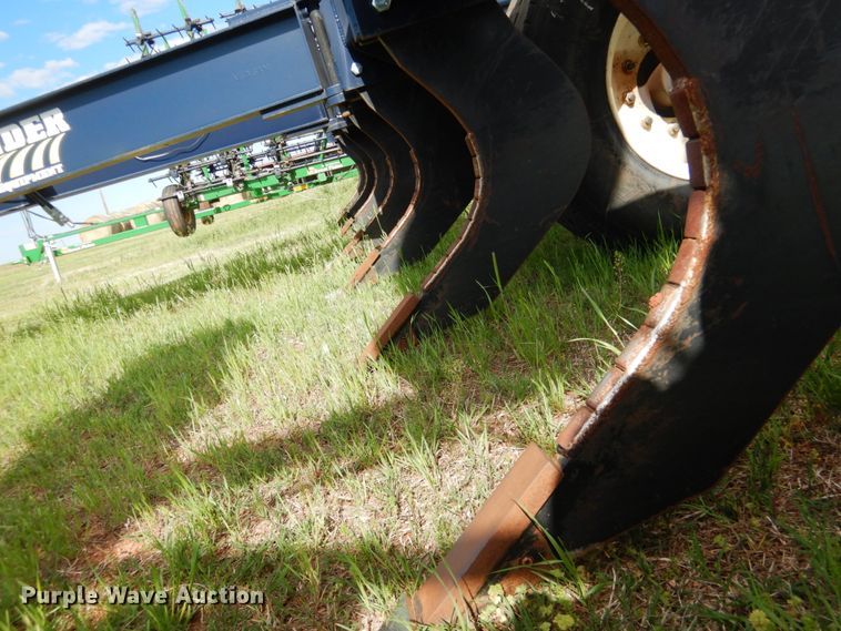 image for item ES9662 2019 Kinder DF1320  ripper