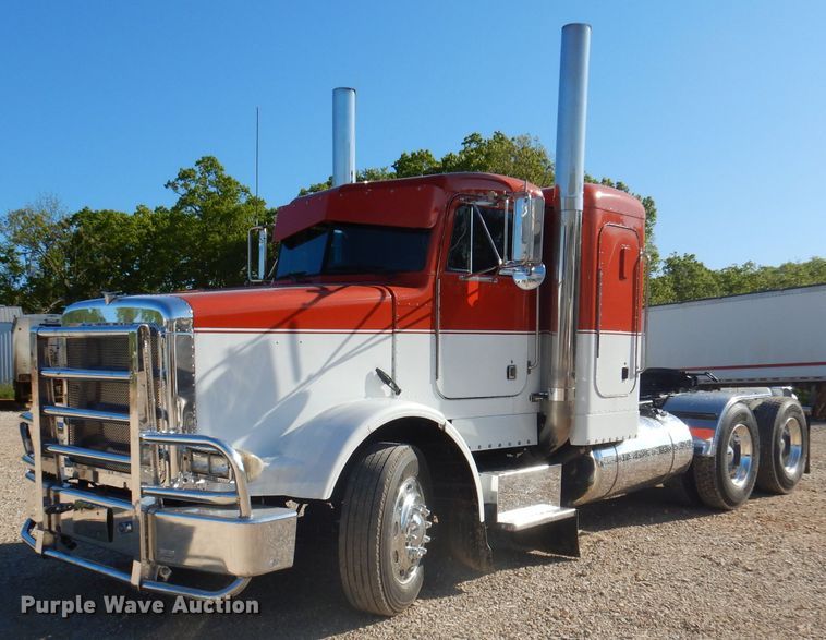 image for item DA5297 1993 Peterbilt 378  semi truck