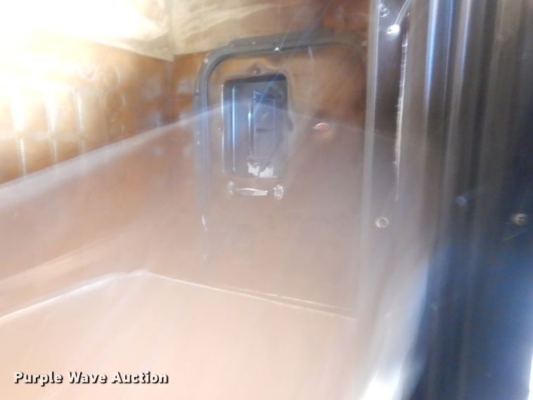 image for item DA5297 1993 Peterbilt 378  semi truck