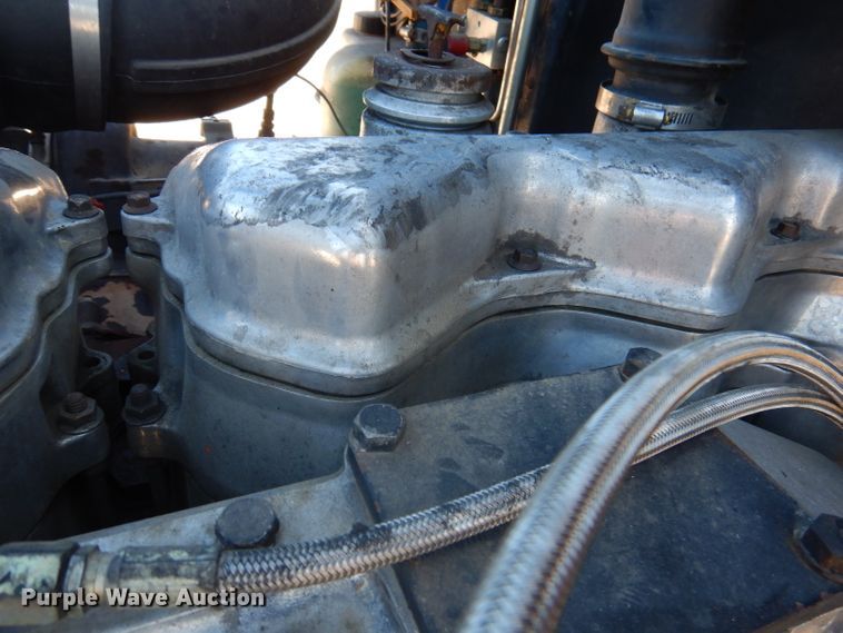 image for item DA5297 1993 Peterbilt 378  semi truck