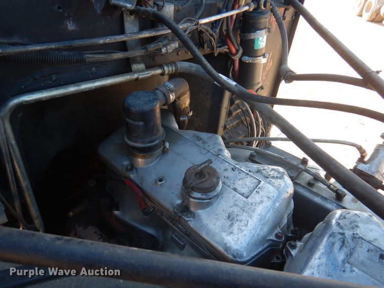 image for item DA5297 1993 Peterbilt 378  semi truck