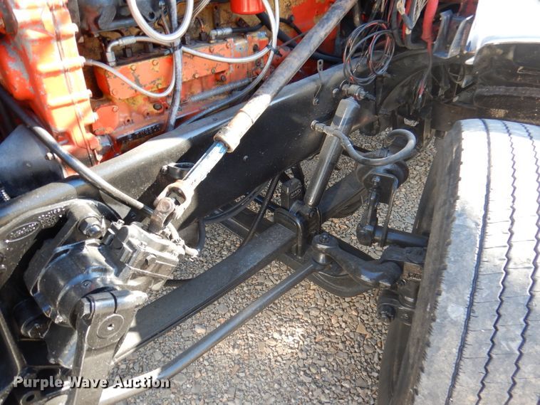 image for item DA5297 1993 Peterbilt 378  semi truck