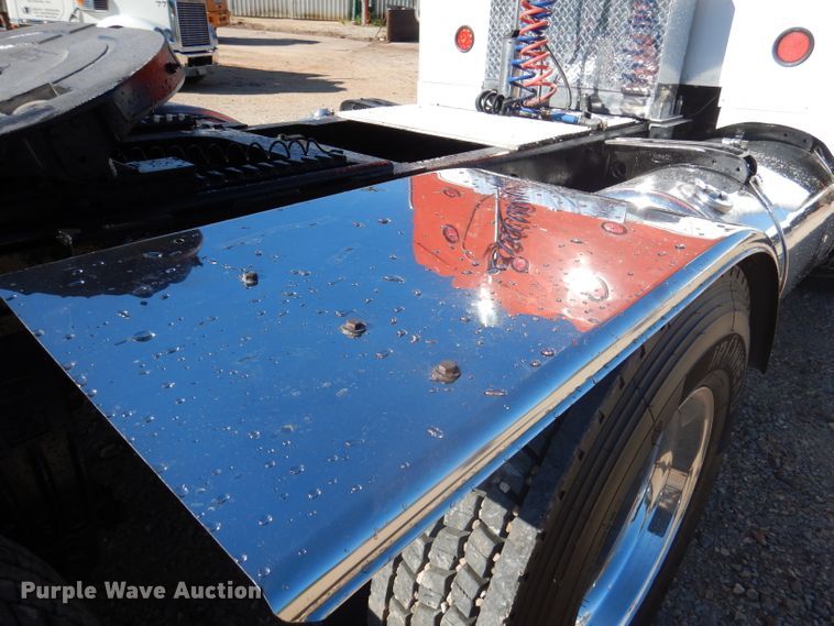 image for item DA5297 1993 Peterbilt 378  semi truck