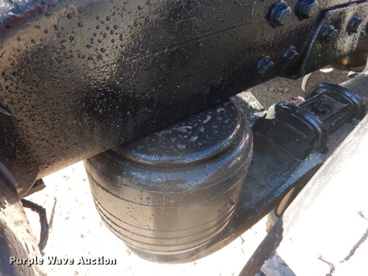 image for item DA5297 1993 Peterbilt 378  semi truck