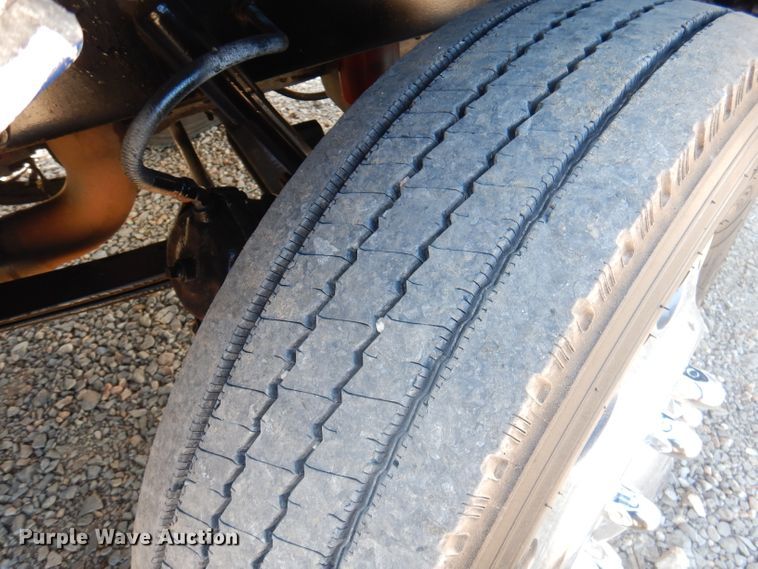 image for item DA5297 1993 Peterbilt 378  semi truck